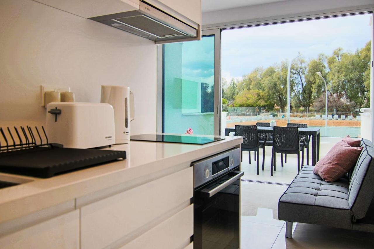 Phaedrus Living - Seaside Luxury Flat Harbour 109 Appartement Paphos Buitenkant foto